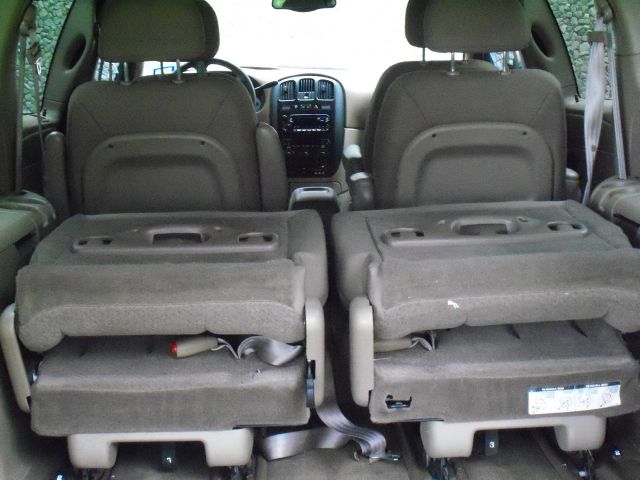 2003 Dodge Grand Caravan LW2