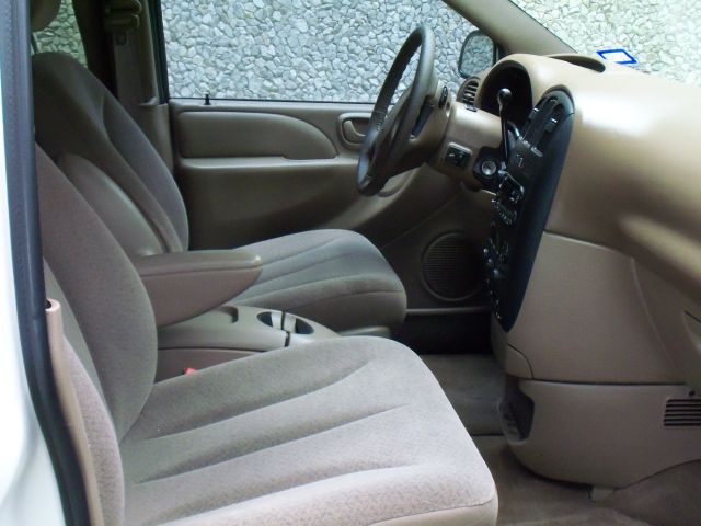 2003 Dodge Grand Caravan LW2