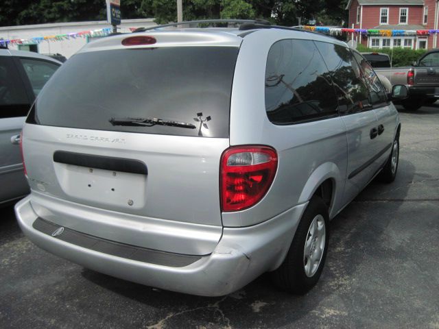 2003 Dodge Grand Caravan SE