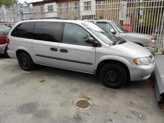 2003 Dodge Grand Caravan SE