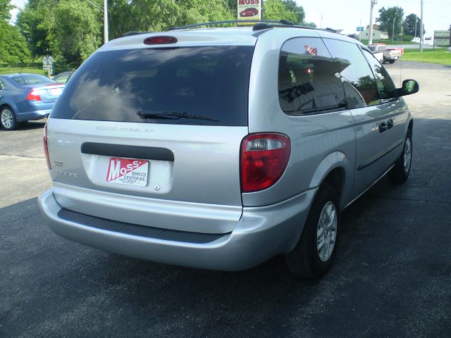 2004 Dodge Grand Caravan SE