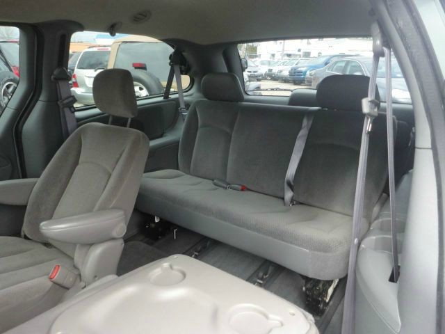 2004 Dodge Grand Caravan SE