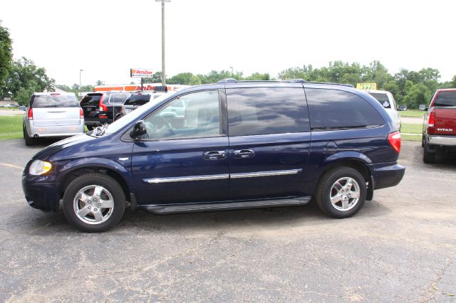 2004 Dodge Grand Caravan S