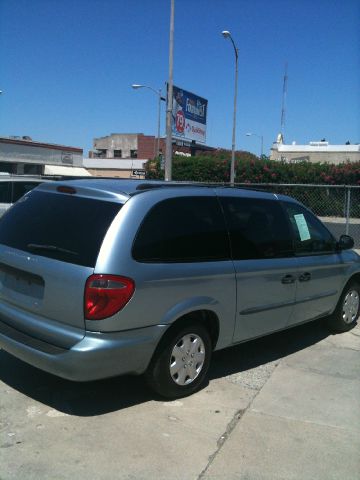 2004 Dodge Grand Caravan SE