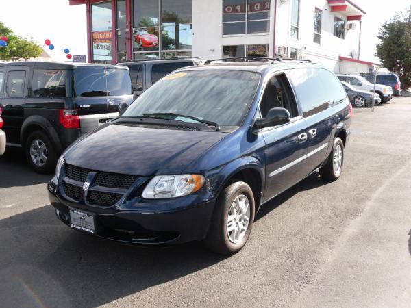 2004 Dodge Grand Caravan SE