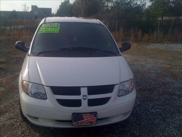 2004 Dodge Grand Caravan SE