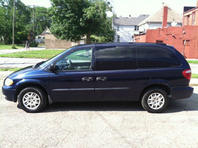 2004 Dodge Grand Caravan SE