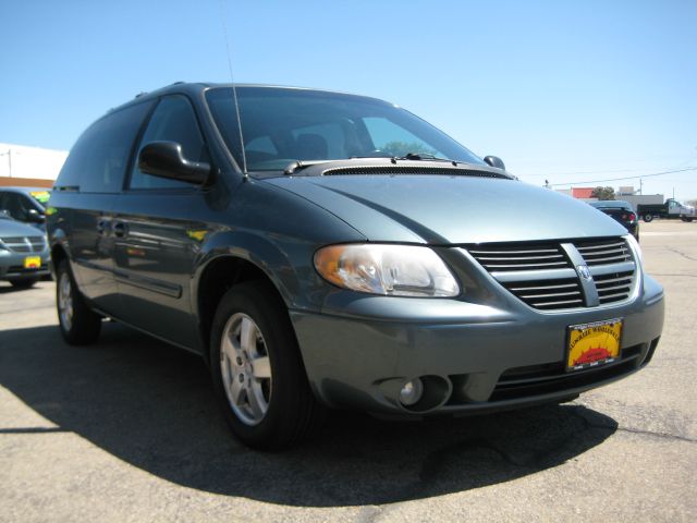 2005 Dodge Grand Caravan S