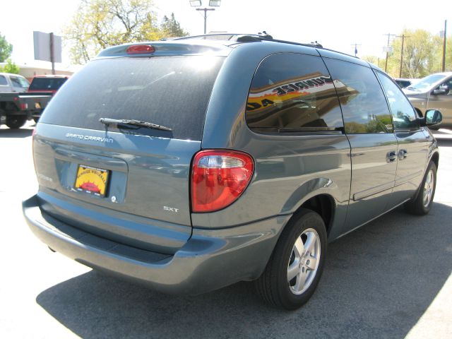 2005 Dodge Grand Caravan S