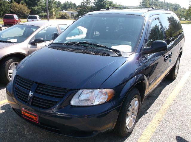 2005 Dodge Grand Caravan SE