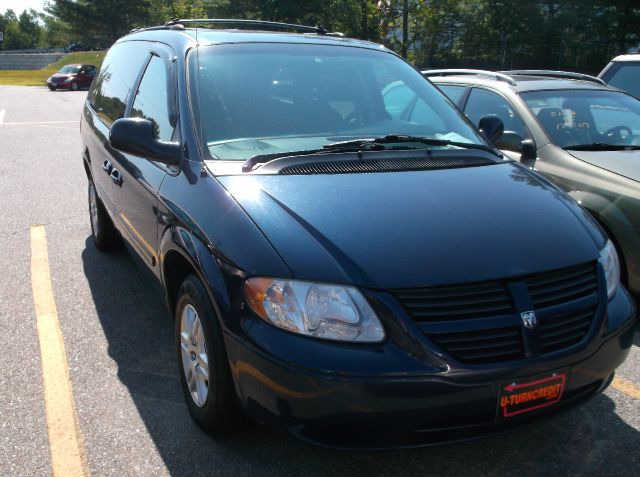 2005 Dodge Grand Caravan SE