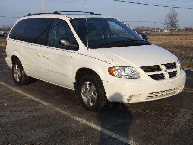 2005 Dodge Grand Caravan ES Sport