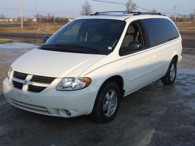 2005 Dodge Grand Caravan ES Sport