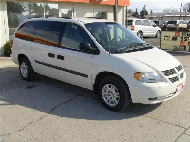 2005 Dodge Grand Caravan SE