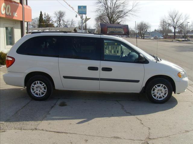 2005 Dodge Grand Caravan SE