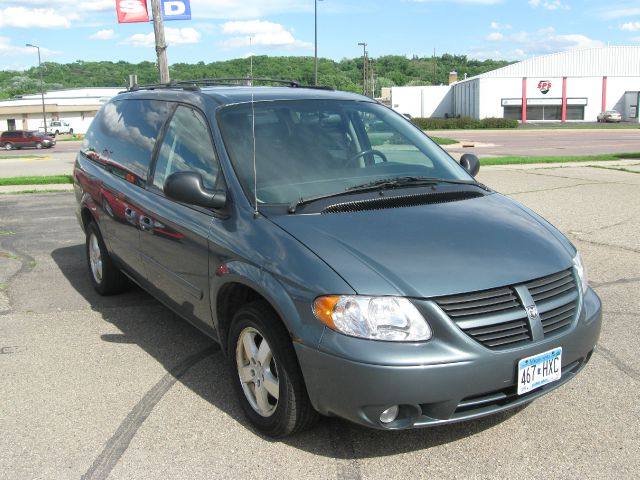 2005 Dodge Grand Caravan S