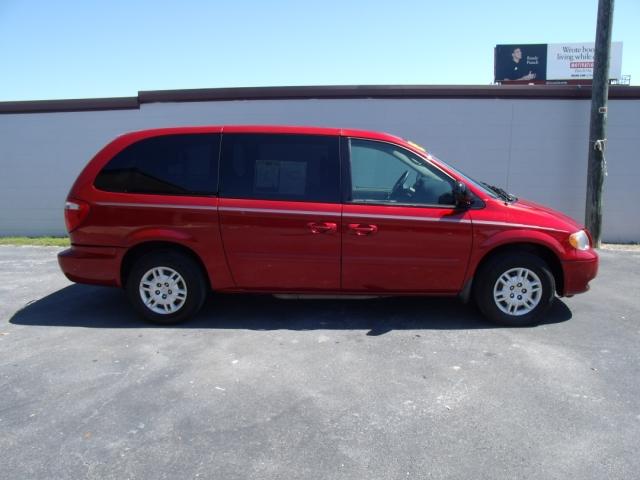 2005 Dodge Grand Caravan SE