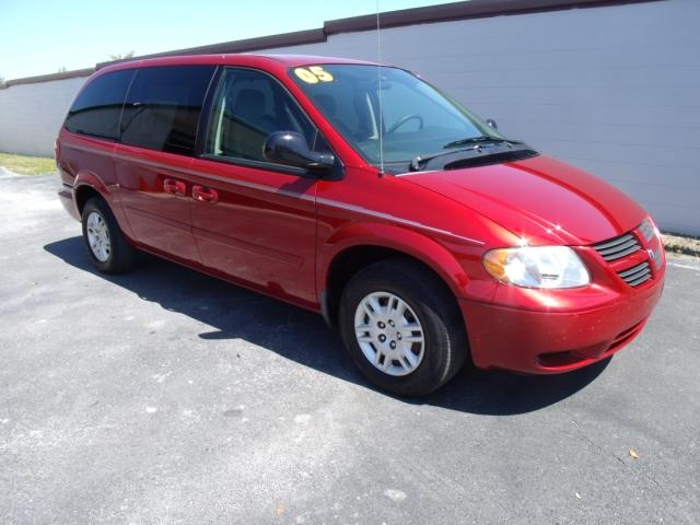 2005 Dodge Grand Caravan SE