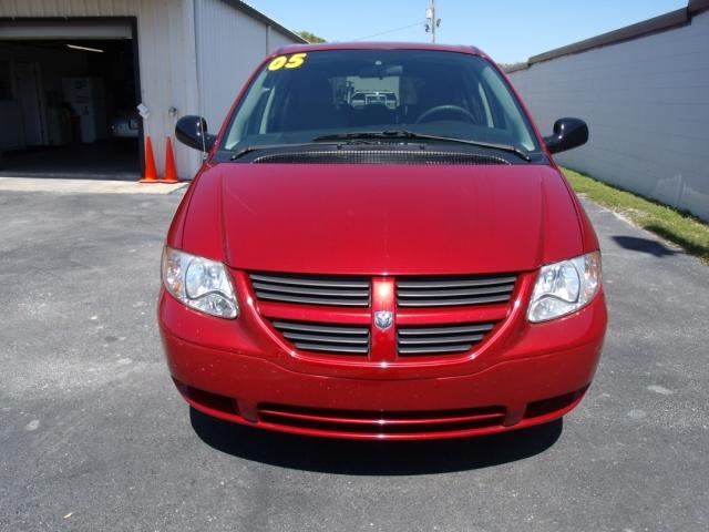 2005 Dodge Grand Caravan SE