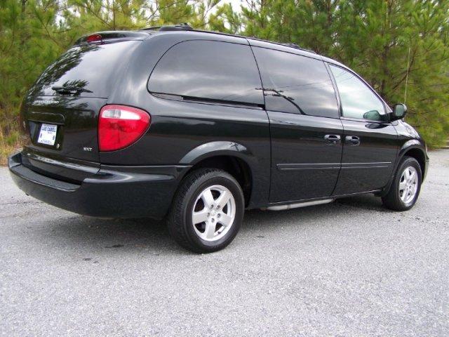 2005 Dodge Grand Caravan S