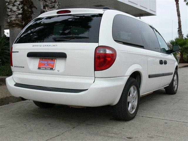 2005 Dodge Grand Caravan SE