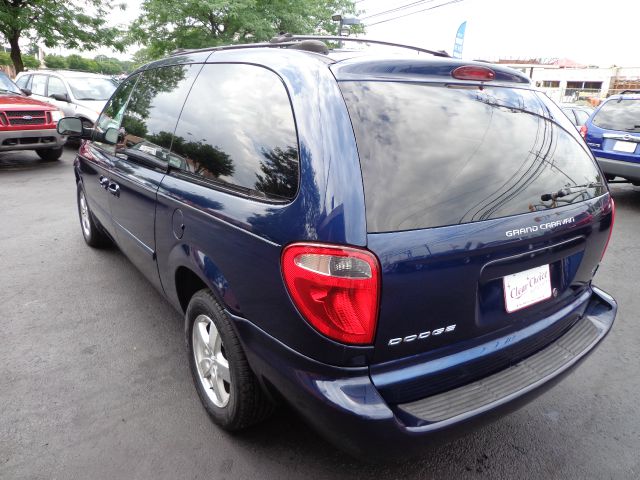 2005 Dodge Grand Caravan S