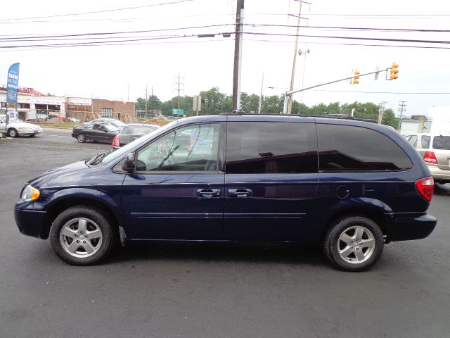 2005 Dodge Grand Caravan S