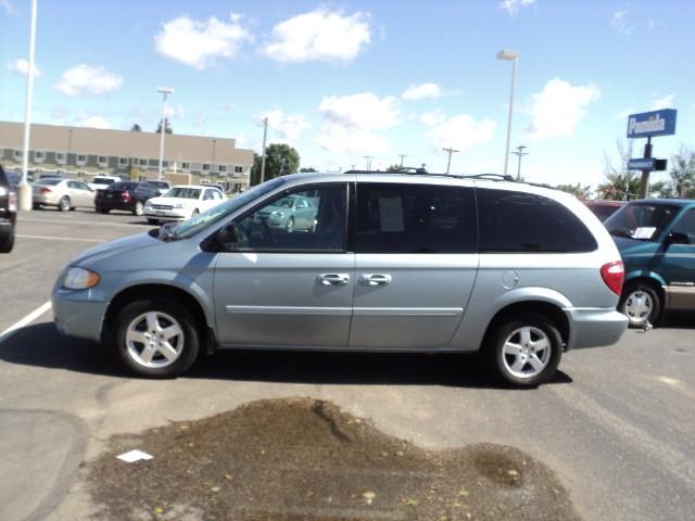 2005 Dodge Grand Caravan S