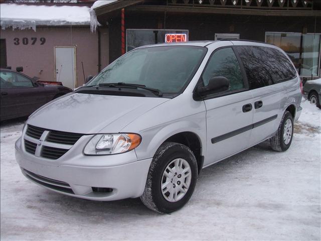 2005 Dodge Grand Caravan SE