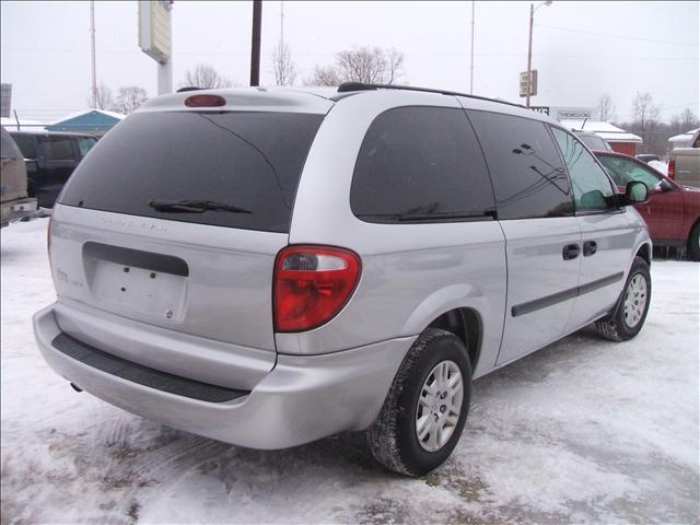 2005 Dodge Grand Caravan SE