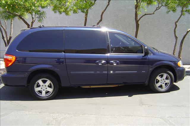 2005 Dodge Grand Caravan S