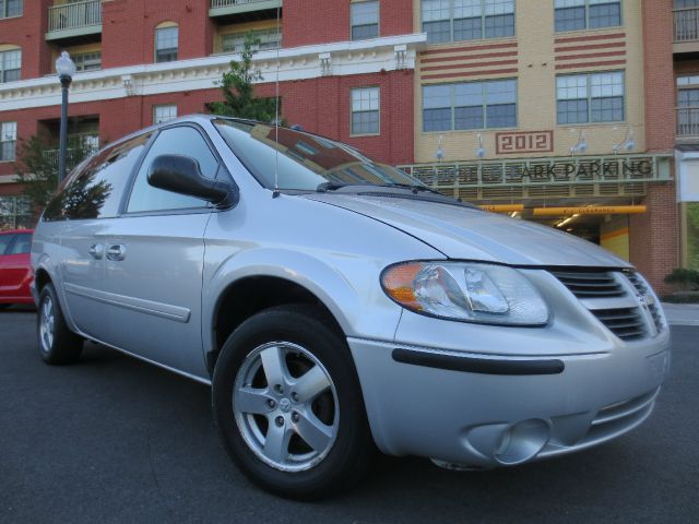 2005 Dodge Grand Caravan S