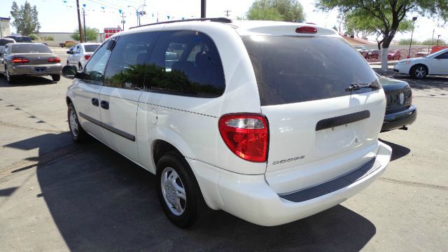 2005 Dodge Grand Caravan SE