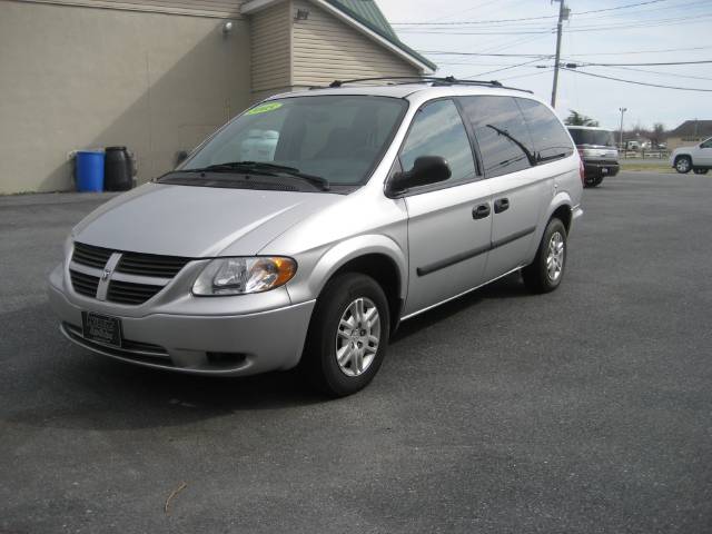 2005 Dodge Grand Caravan SE