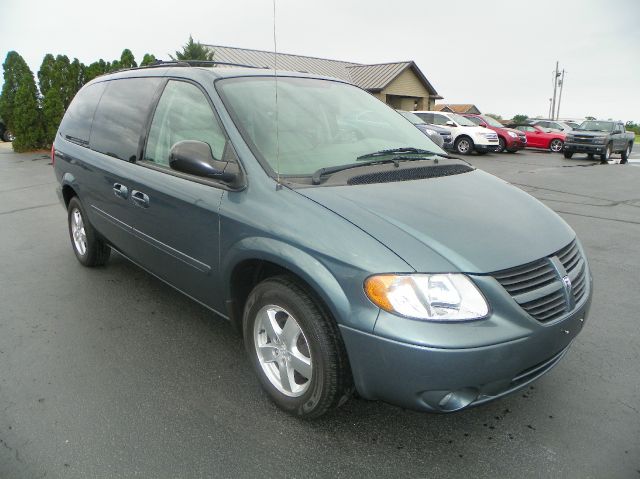 2005 Dodge Grand Caravan S