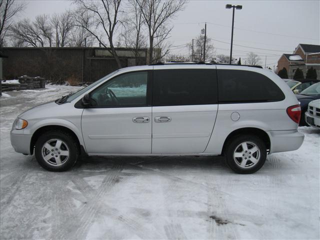 2005 Dodge Grand Caravan S