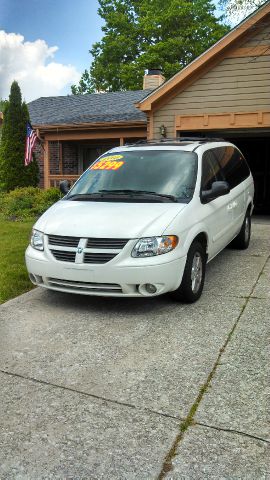 2005 Dodge Grand Caravan S