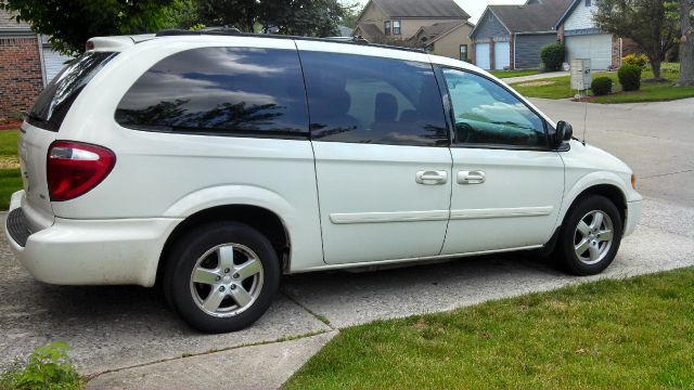 2005 Dodge Grand Caravan S