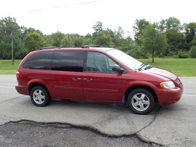 2005 Dodge Grand Caravan S