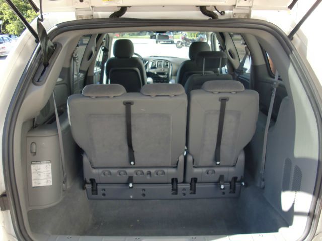 2005 Dodge Grand Caravan S