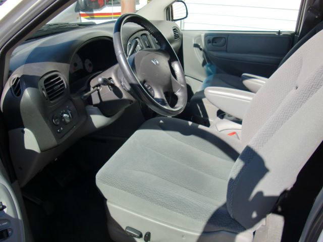 2005 Dodge Grand Caravan S