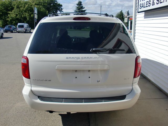 2005 Dodge Grand Caravan S