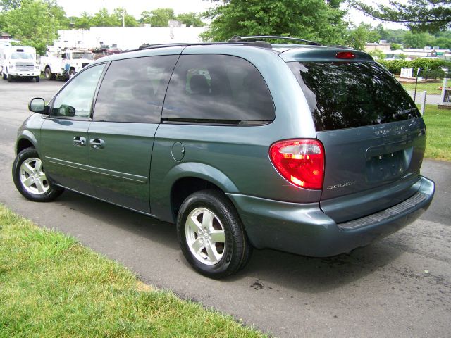 2005 Dodge Grand Caravan S