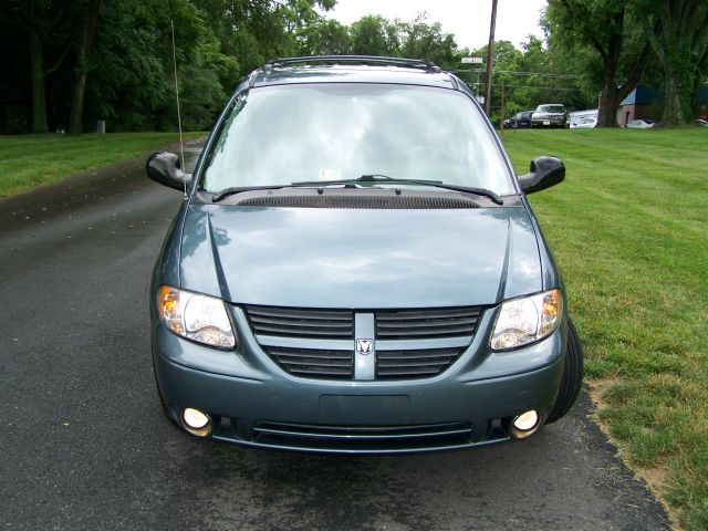 2005 Dodge Grand Caravan S