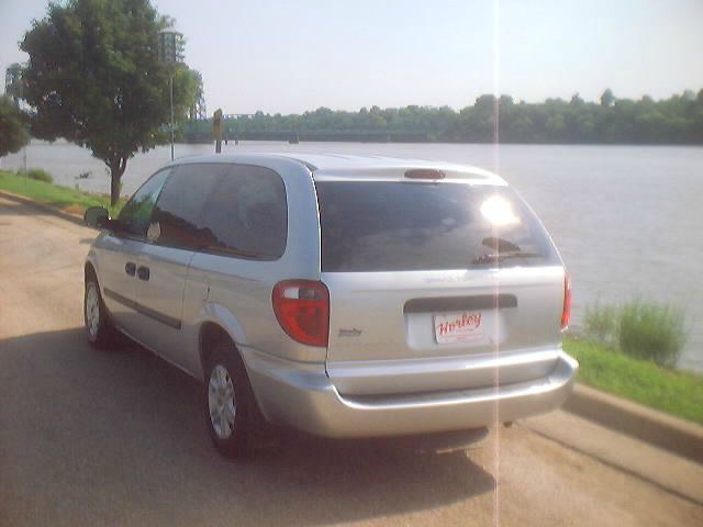 2005 Dodge Grand Caravan SE