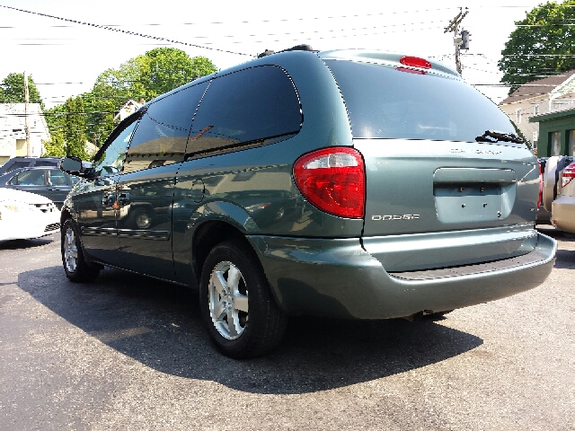 2005 Dodge Grand Caravan S