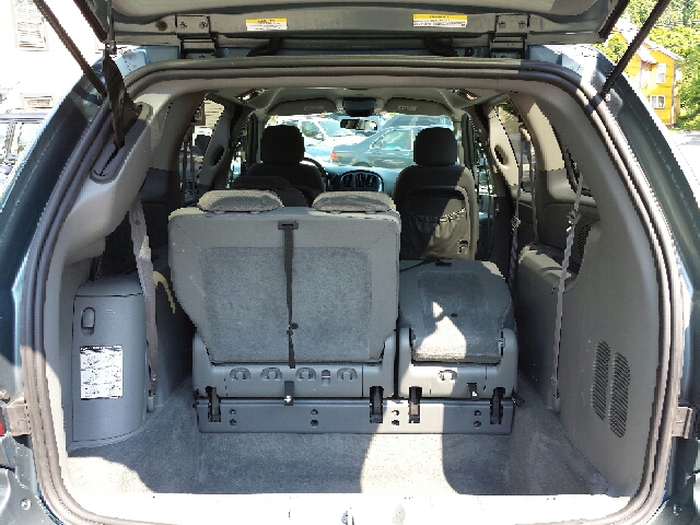 2005 Dodge Grand Caravan S