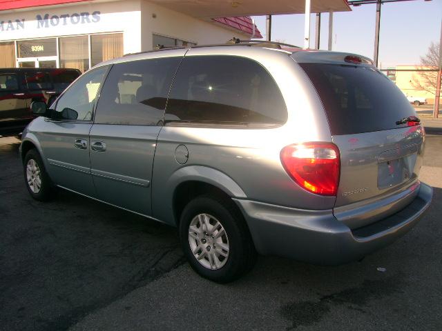 2005 Dodge Grand Caravan SE