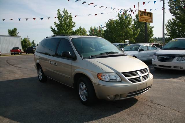 2005 Dodge Grand Caravan S