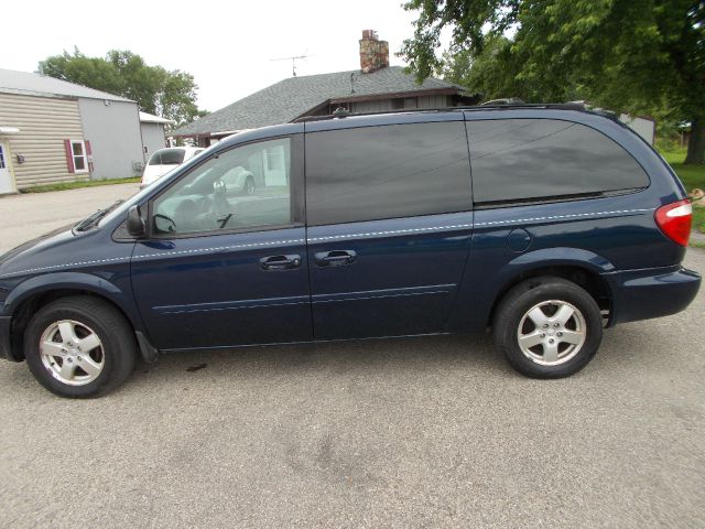 2005 Dodge Grand Caravan S